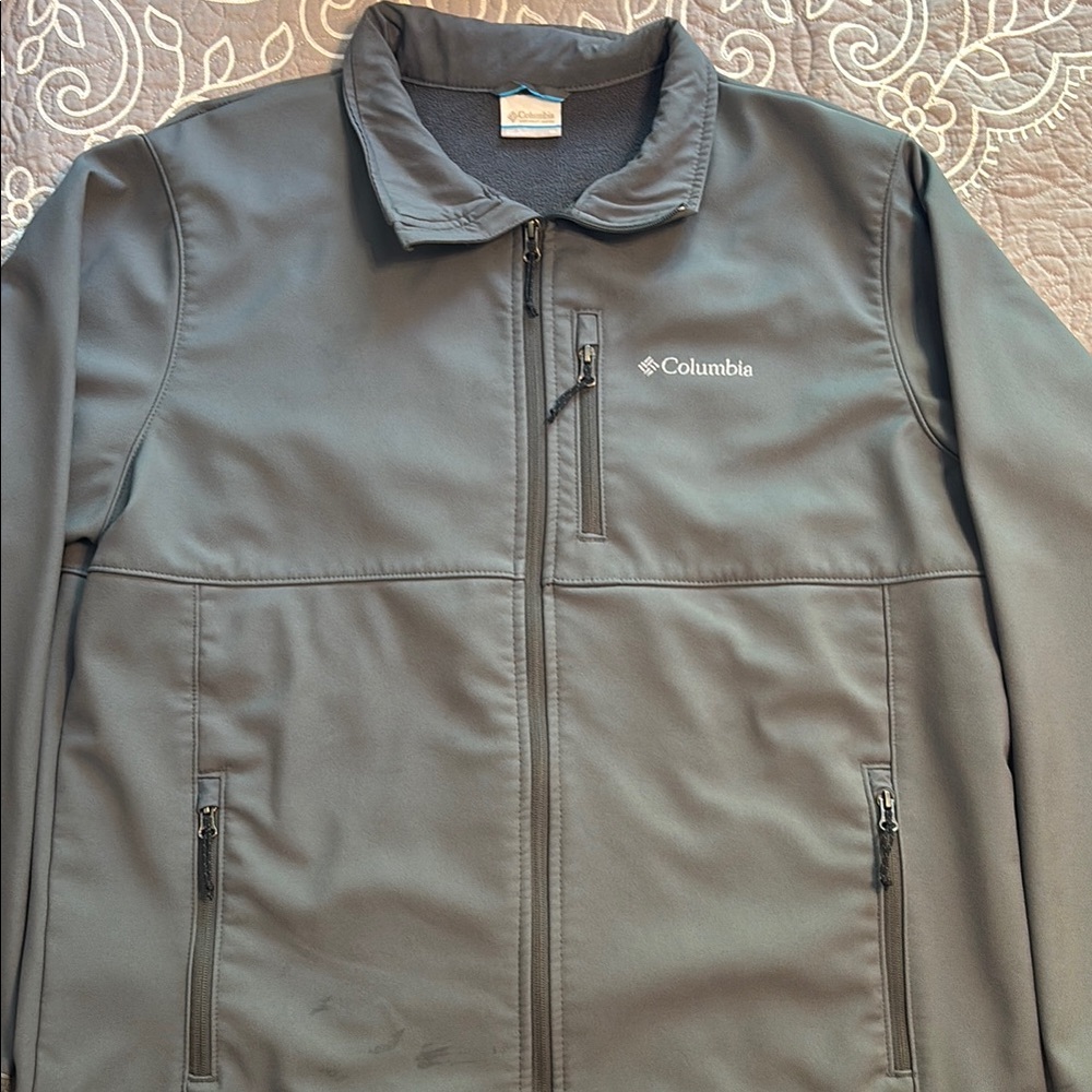 Columbia Men's Gray Jacket